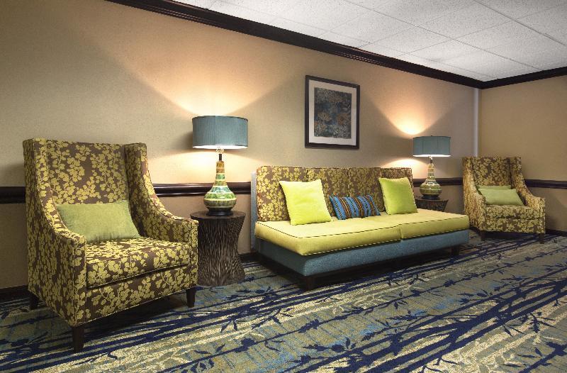 Holiday Inn & Suites Spring - The Woodlands Bagian luar foto